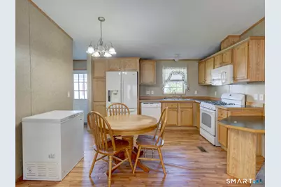 37 Pond Way, Windham, CT 06256 - Photo 9