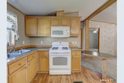 37 Pond Way, Windham, CT 06256 - Photo 13