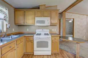 37 Pond Way, Windham, CT 06256 - Photo 13