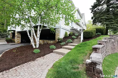 633 Danbury Road #22, Ridgefield, CT 06877 - Photo 3