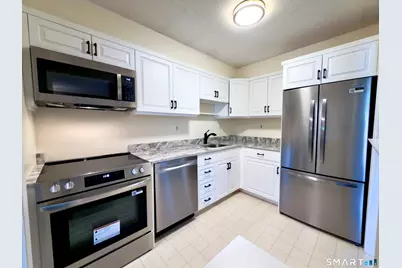 64 Oxbow Drive #C2, Glastonbury, CT 06033 - Photo 3