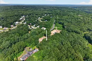 1033 Old Colchester Rd, Montville, CT 06370 - Photo 13
