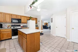 186 Main St, Manchester, CT 06042 - Photo 7