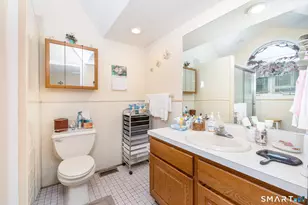 186 Main St, Manchester, CT 06042 - Photo 13