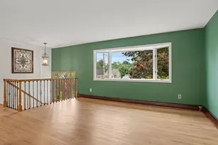 7 Wheeler Dr, Danbury, CT 06811 - Photo 7