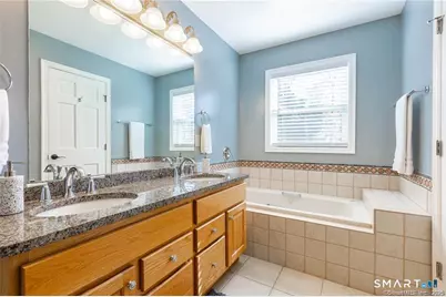 11 Squantz View Drive, New Fairfield, CT 06812 - Photo 13