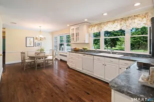 26 Green Hill Rd, Orange, CT 06477 - Photo 9