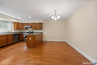 33 Allison Way #33, East Haven, CT 06512 - Photo 7