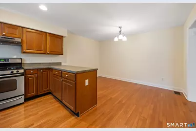 33 Allison Way #33, East Haven, CT 06512 - Photo 9