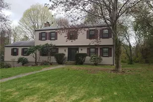 8 Squire Ln, Shelton, CT 06484 - Photo 1