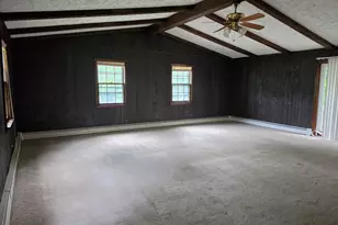 8 Squire Ln, Shelton, CT 06484 - Photo 11