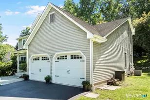 3 Grist Mill Ln, Shelton, CT 06484 - Photo 31