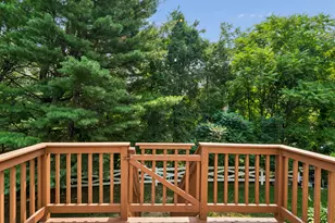12 Camelot Dr, Norwalk, CT 06850 - Photo 15
