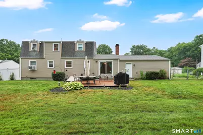10 Pilgrim Circle, Enfield, CT 06082 - Photo 3