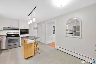 10 Pilgrim Cir, Enfield, CT 06082 - Photo 13