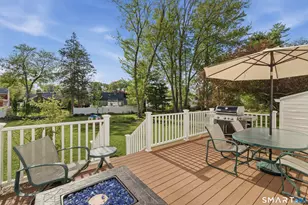15 Edmund Pl, West Hartford, CT 06119 - Photo 35