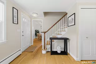 15 Edmund Pl, West Hartford, CT 06119 - Photo 9