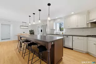 15 Edmund Pl, West Hartford, CT 06119 - Photo 13