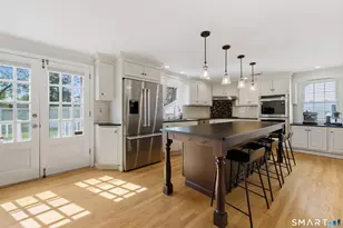 15 Edmund Pl, West Hartford, CT 06119 - Photo 11