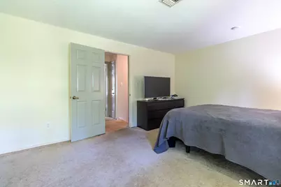 283 Strawberry Circle, Windsor, CT 06095 - Photo 15