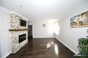 31 Carriage Dr, Milford, CT 06460 - Photo 7