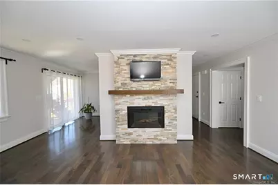 31 Carriage Drive #31, Milford, CT 06460 - Photo 5