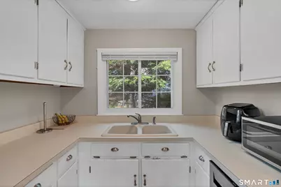 156-158 Bristol Street, Southington, CT 06489 - Photo 19