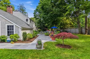 21-B Library Ln, Old Lyme, CT 06371 - Photo 27