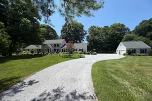 21-B Library Ln, Old Lyme, CT 06371 - Photo 3