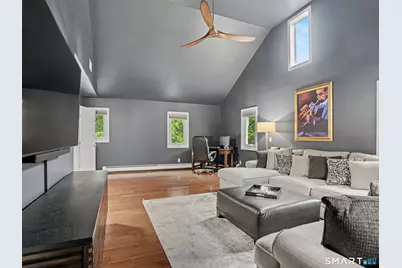 255 Tanglewood Circle, Milford, CT 06461 - Photo 17