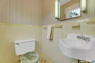 359 N Elm St, Wallingford, CT 06492 - Photo 19