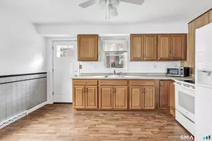 406 Peet St, Bridgeport, CT 06606 - Photo 9
