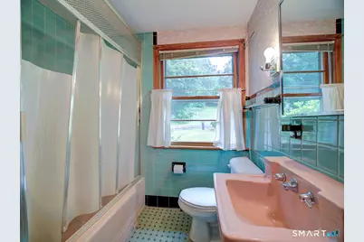 373 Broadway, Hamden, CT 06518 - Photo 25