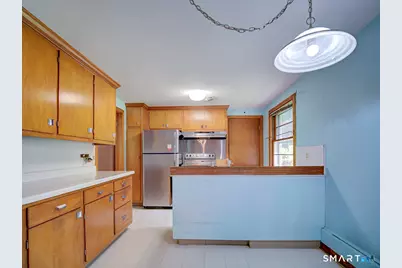 373 Broadway, Hamden, CT 06518 - Photo 13