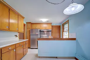 373 Broadway, Hamden, CT 06518 - Photo 13