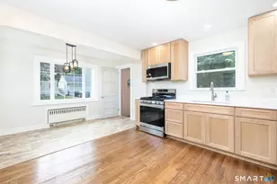 343 Alling St, Berlin, CT 06037 - Photo 3