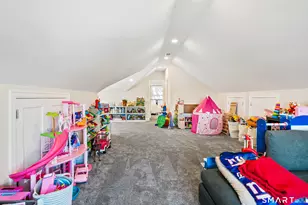43 Burdsall Dr, Greenwich, CT 06831 - Photo 23