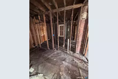 649 Maple Street, Bridgeport, CT 06608 - Photo 5