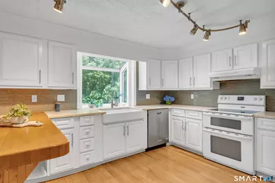 110 Nut Plains Road, Guilford, CT 06437 - Photo 17