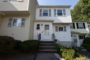 25 Padanaram Rd, Danbury, CT 06811 - Photo 3