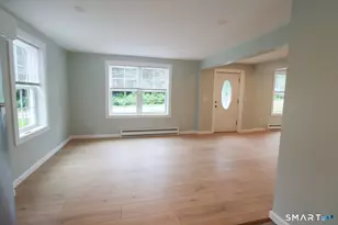 58 Norwich Rd, Waterford, CT 06375 - Photo 5