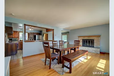 34 Roberta Road, North Haven, CT 06473 - Photo 3