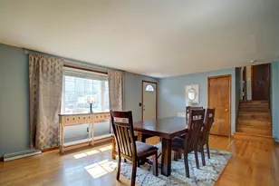 34 Roberta Rd, North Haven, CT 06473 - Photo 5