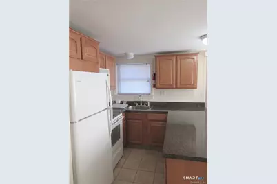 271 Pequot Avenue #5, New London, CT 06320 - Photo 3