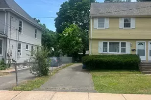 204 School St, Manchester, CT 06040 - Photo 3