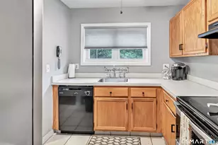 173 Russo Ave, East Haven, CT 06513 - Photo 9
