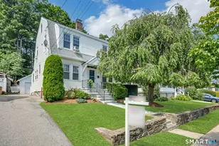 218 Knickerbocker Ave, Stamford, CT 06907 - Photo 1