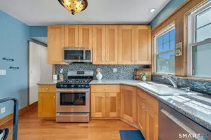 218 Knickerbocker Ave, Stamford, CT 06907 - Photo 7