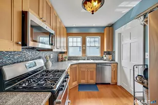 218 Knickerbocker Ave, Stamford, CT 06907 - Photo 7