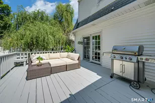 218 Knickerbocker Ave, Stamford, CT 06907 - Photo 13